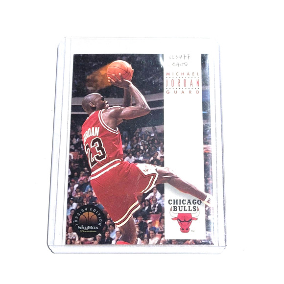 Michael Jordan 93-94 SkyBox Premium Card #45 Chicago Bulls - Picture 1 of 2